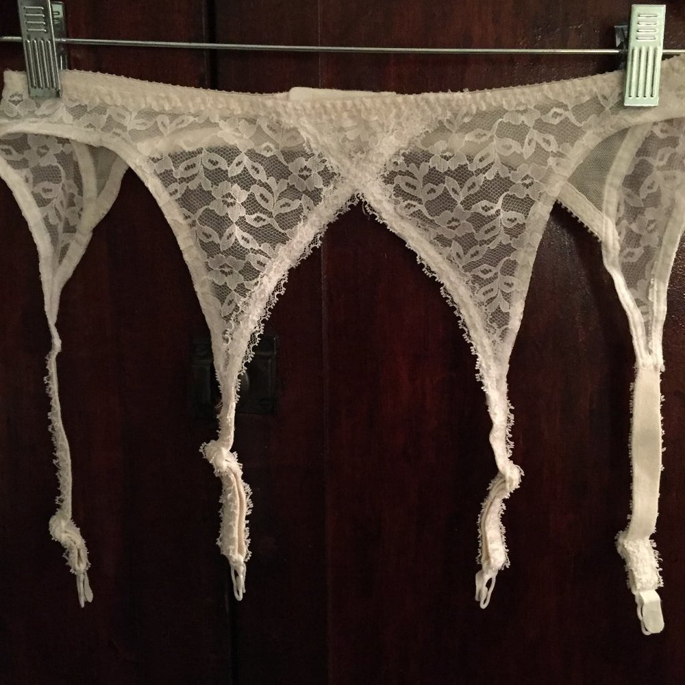Lace Garterbelt